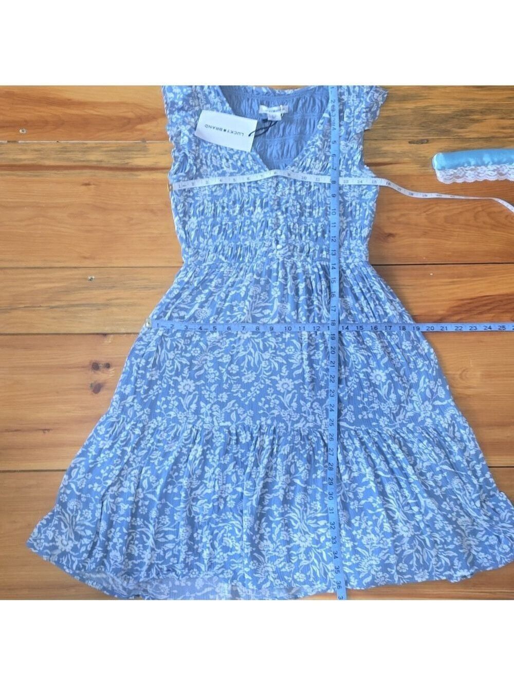 Lucky Brand Blue Floral Flirty Flutter Sleeve Shirred Bust Midi Dress - Picture 8 of 11